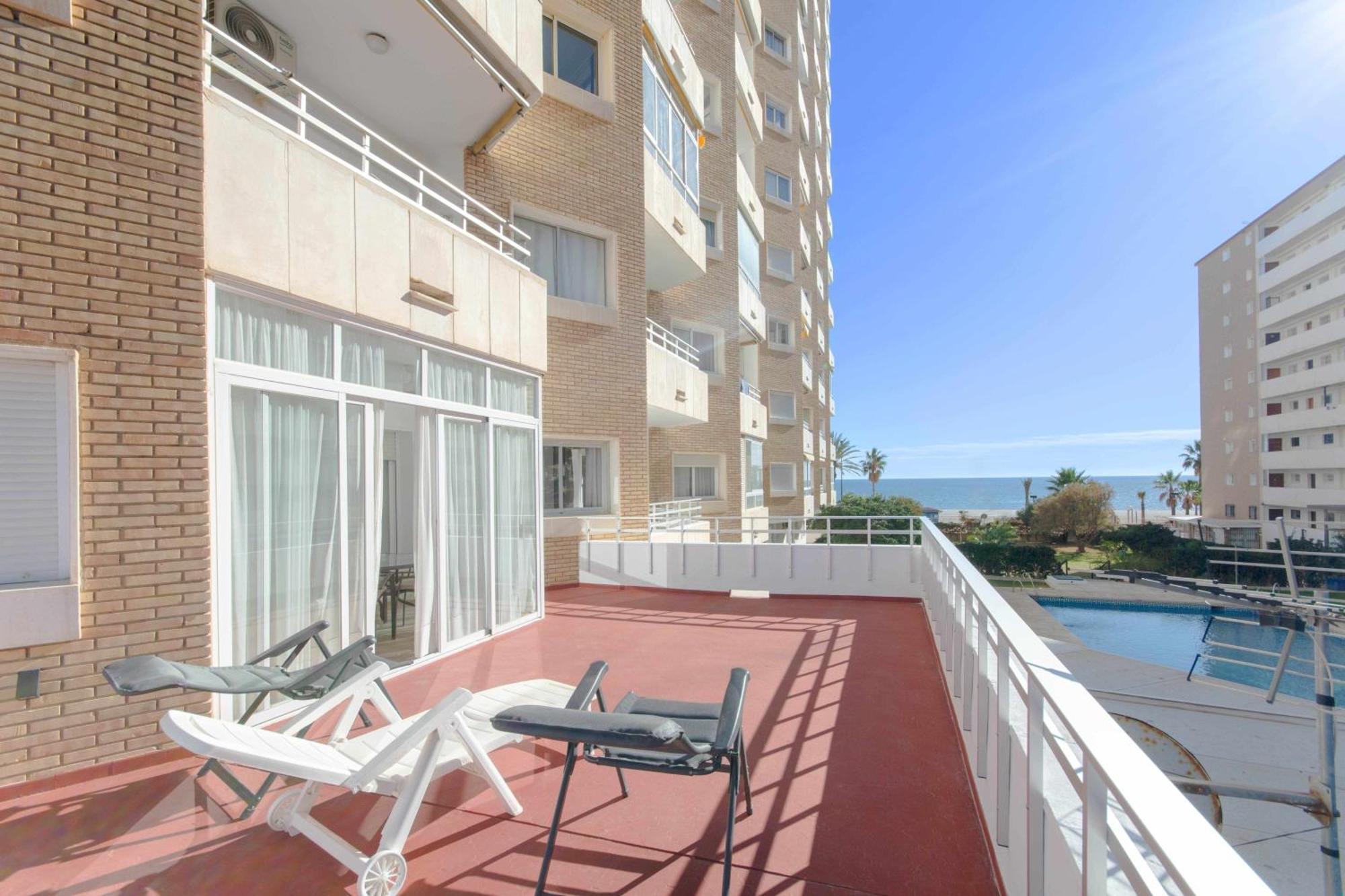شقة Ronda 3 Con Enorme Terraza Soleada فوينخيرولا المظهر الخارجي الصورة